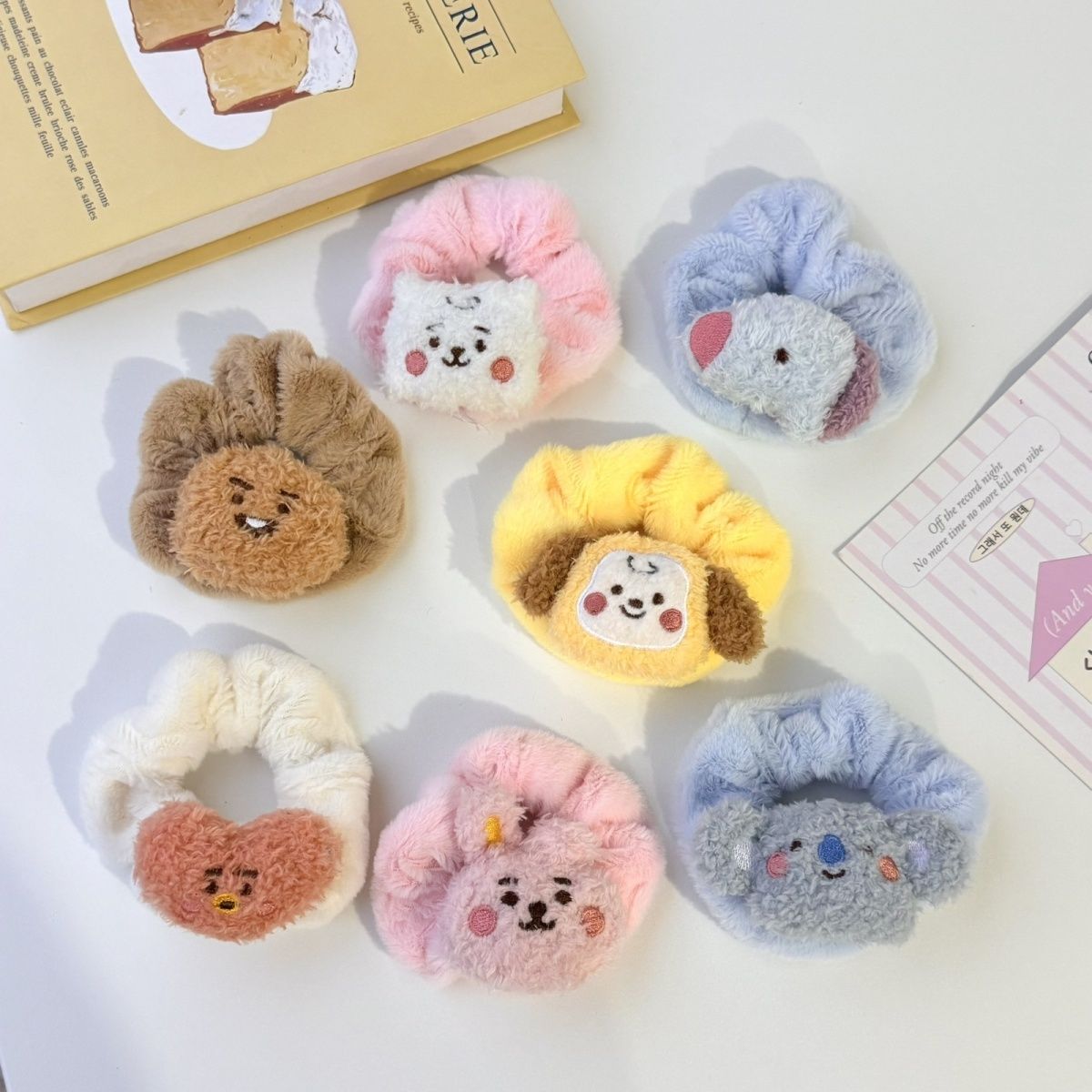 ربطة شعر على شكل دمية BT21 الك - مراجعة Anime Merchandise Gift وسعره