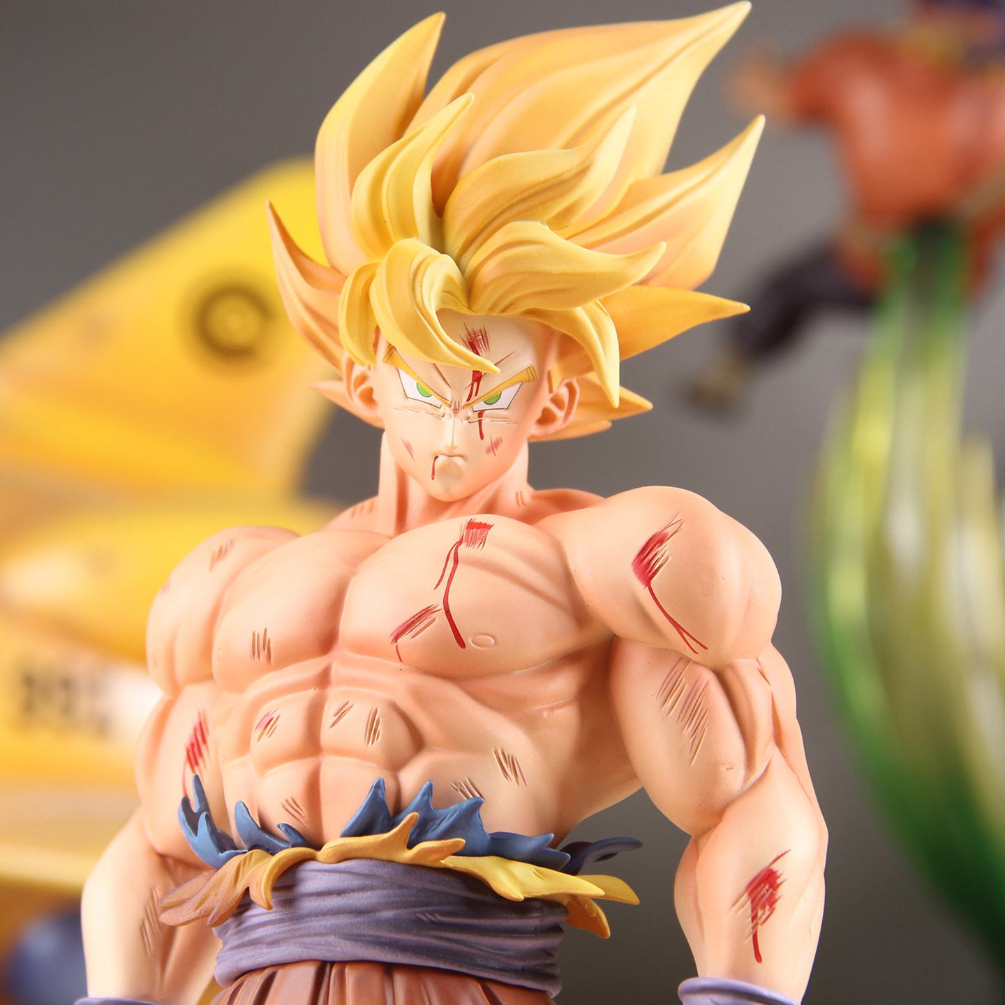 تمثال جوكو سوبر سايان المصاب ف - مراجعة Anime Merchandise For Men وسعره